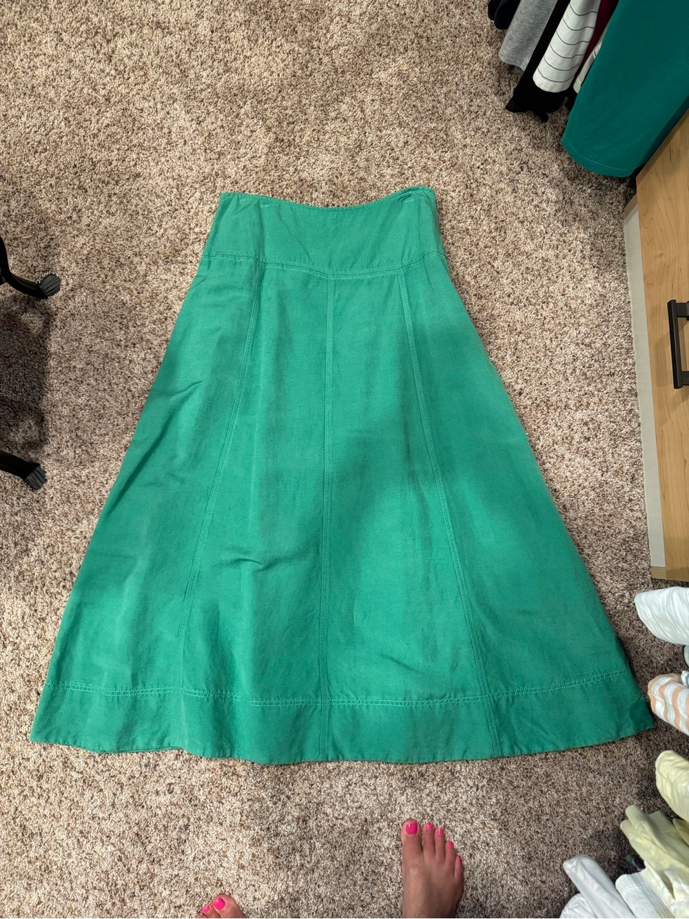 LOFT green linen maxi skirt, size 4.